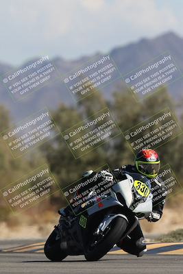 media/Oct-13-2025-Moto Forza (Mon) [[a66d839500]]/2-A Group/Session 4 Turn 7/